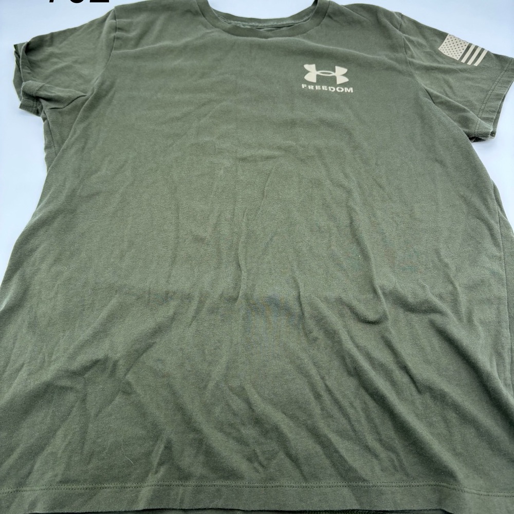 Under Armour Men's T-shirt‎ Size  Large Freedom Olive Army Green Military